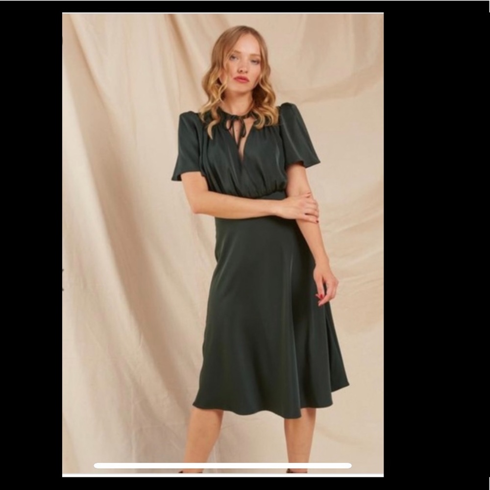 Lani the Label Evelyn Dress in Green Size Small